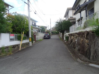 【前面道路含む現地写真】 | 川西市水明台4丁目1の24　中古一戸建て