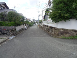 【前面道路含む現地写真】 | 川西市水明台4丁目1の24　中古一戸建て