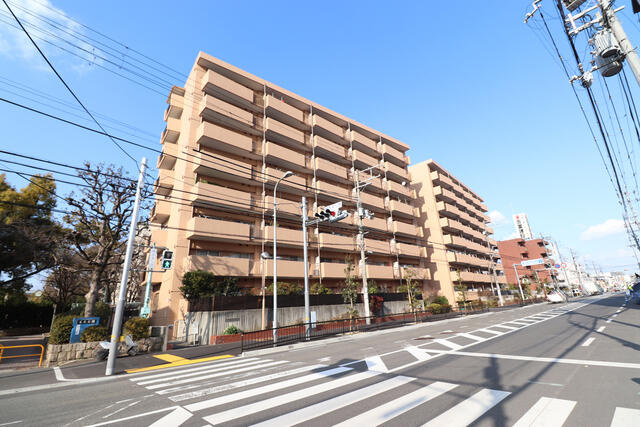 吹田ロイヤルマンションの外観