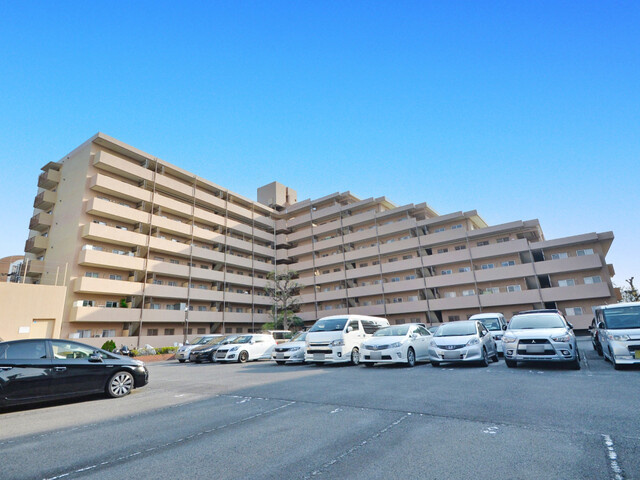 吹田ロイヤルマンションの外観