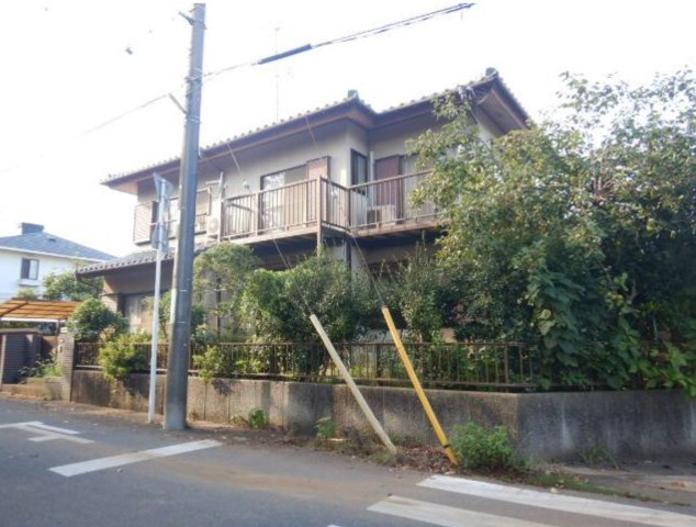 中古戸建　我孫子市中峠台の前面道路含む現地写真