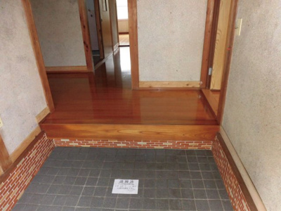 【玄関】 | 鳥取市滝山中古戸建て