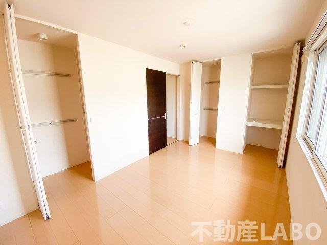 シティパル加美北の洋室