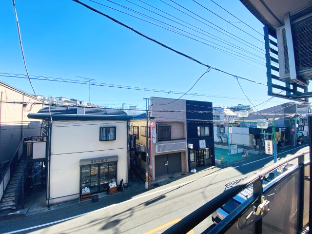 サージュ白楽の展望|2階部分からの眺望です。