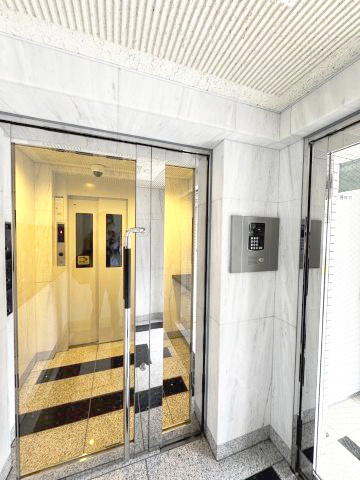 サージュ白楽の防犯設備|オートロック完備で防犯面も安心です。