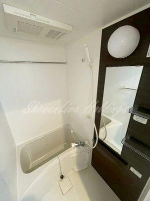 【浴室】 | リブリ・グランコート新羽 | 浴室乾燥機の完備♪