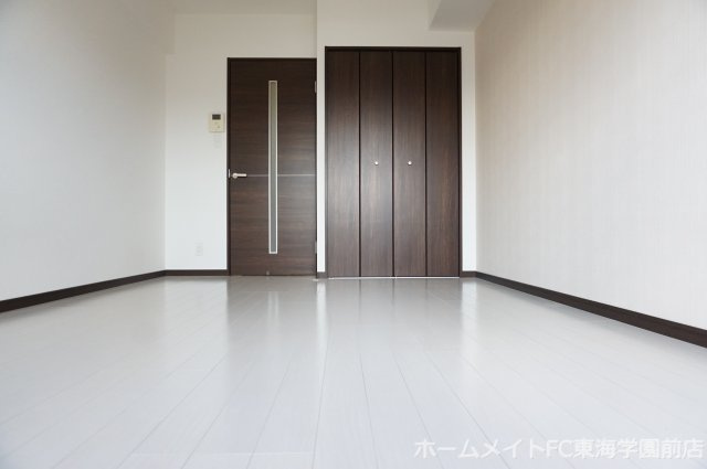 熊本市東区新外１丁目の賃貸マンションの居間・リビング