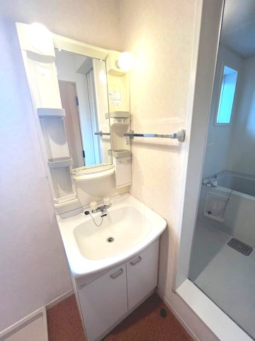 ルシエール離宮の洗面所|使いやすい洗面所です