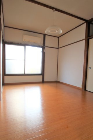 アパートメントいずみの洋室|※参考写真