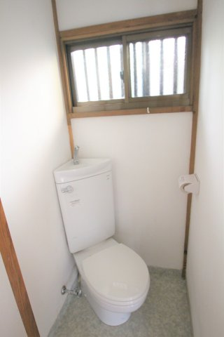 アパートメントいずみのトイレ|※参考写真