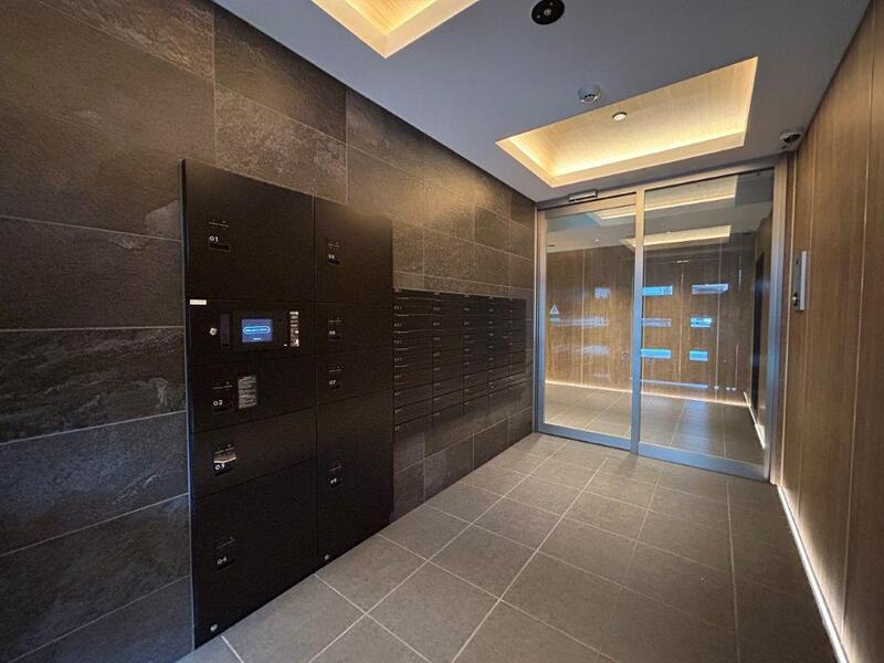 エスティメゾン浦和Ⅱのエントランス