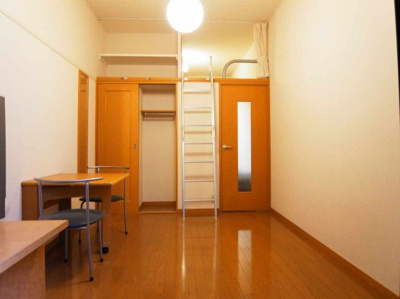 【居間・リビング】 | レオパレスサンスーシー白旗 | 1F