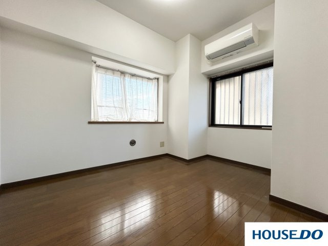 センチュリー足利リバーサイドの洋室|広々とした洋室です