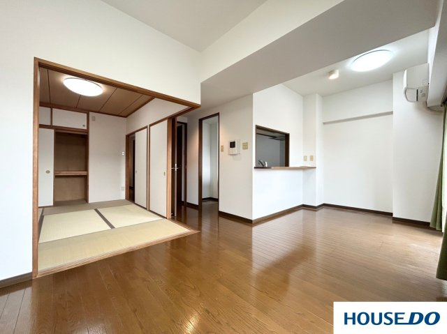 センチュリー足利リバーサイドの居間・リビング|ゆったり過ごせるリビングです