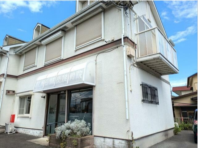 ホワイトコーポツカハラ