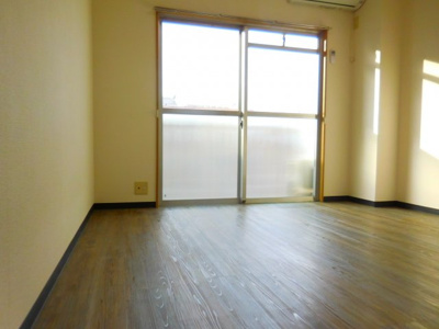 【洋室】 | メゾン・ド・ソレイユ