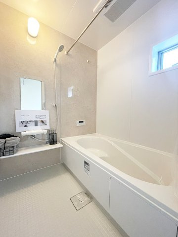 新築戸建・新築建売　福島市笹谷字道場　長期優良住宅　笹谷小・信陵中の浴室|浴室乾燥機付きで雨の日や花粉の時期でも室内干しができるので安心です！