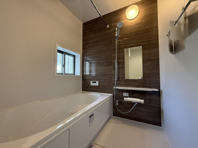垂水区神陵台9丁目2号棟新築の浴室