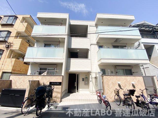 モンシャトーブランの外観