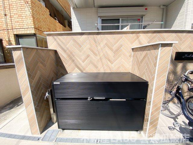 モンシャトーブランのその他