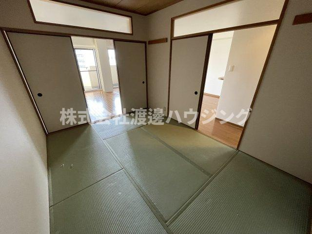 アラメダ江坂の和室