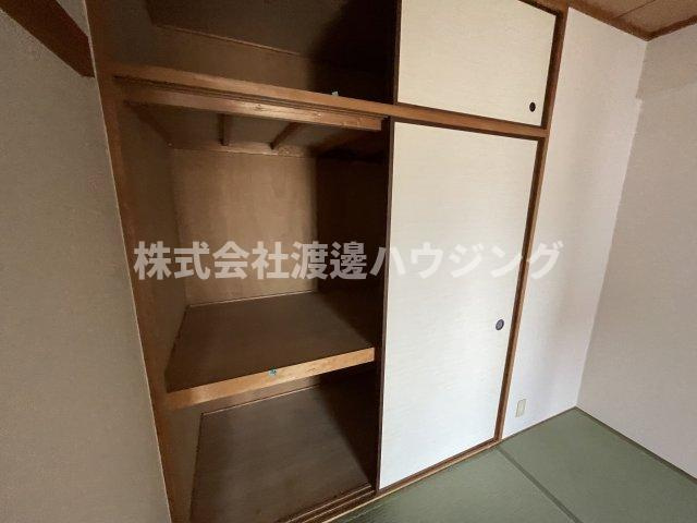 アラメダ江坂の収納