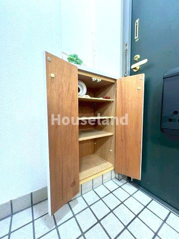 マンション本町の玄関