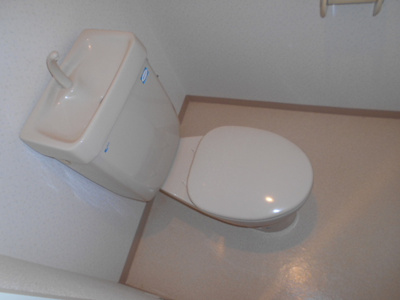 【トイレ】 | サンロイヤル柴島パート２ | 広々していて清潔感のあるトイレです。