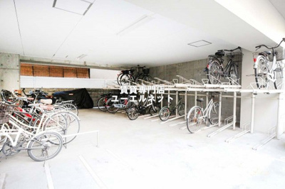 【その他共用部分】 | セレニテ江坂四番館 | 自転車通勤にも便利な駐輪場付き♪