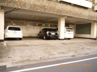 【駐車場】 | 自走式の駐車場がありますので、車必須のかたには、安心です。