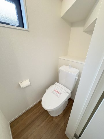 三郷市高州2丁目　新築戸建　全1棟のトイレ|同施工会社の参考写真になります。