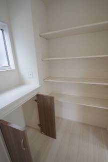 【収納】 | 【仲介手数料無料！！】日野市栄町４丁目　新築戸建て（全6棟）1号棟　6160万円