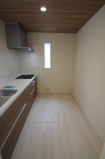 【キッチン】 | 【仲介手数料無料！！】日野市栄町４丁目　新築戸建て（全6棟）1号棟　6160万円