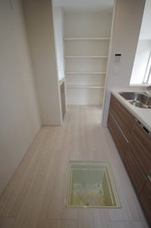 【キッチン】 | 【仲介手数料無料！！】日野市栄町４丁目　新築戸建て（全6棟）1号棟　6160万円