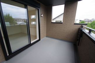 【バルコニー】 | 【仲介手数料無料！！】日野市栄町４丁目　新築戸建て（全6棟）1号棟　6160万円