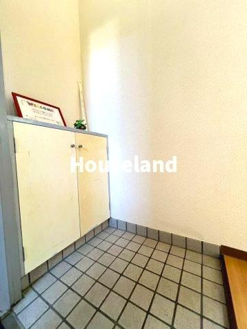 マンション本町の玄関