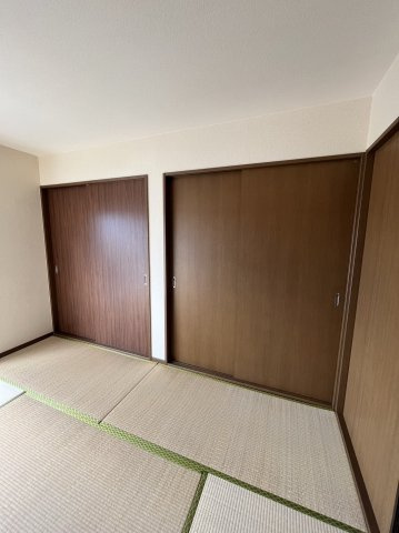 メゾントワエモアの和室