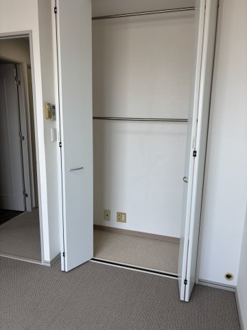 アルザブルータワーの収納