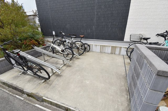 【その他共用部分】 | ラパンジール加島 | 駐輪スペース