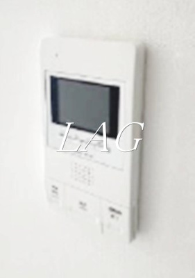 【設備】 | グレイスコート南千住 | モニター付きインターホンです。