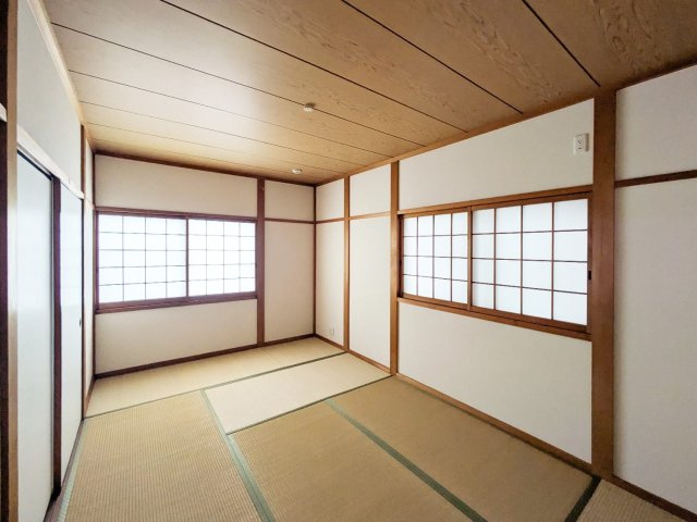 妙法寺字竹向イ戸建の和室