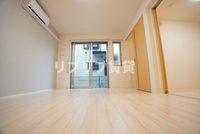 リノナルの居間・リビング