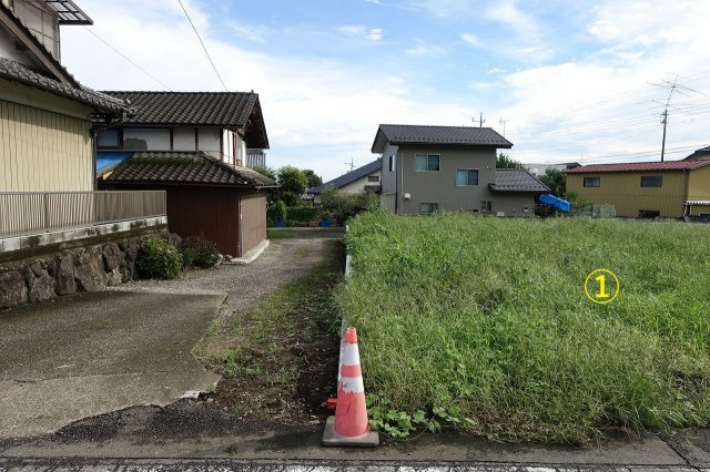 高崎市箕郷町矢原　【全２区画】売地①の外観|東側境界を北から南方向