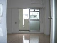 カルム小西Ⅱの居間・リビング