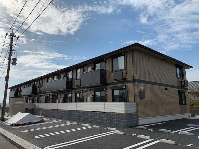 ロイヤル・アプローズの外観