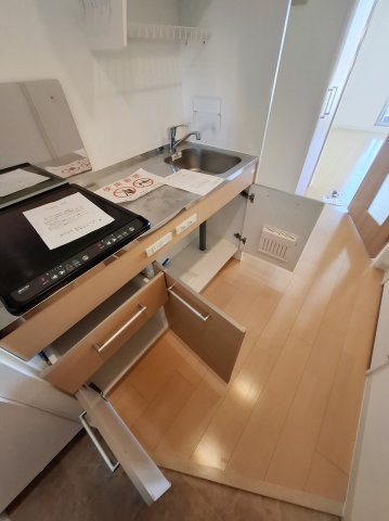 セレニテ甲子園Iの収納|キッチン収納