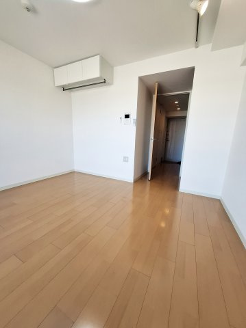 セレニテ甲子園Iの居間・リビング