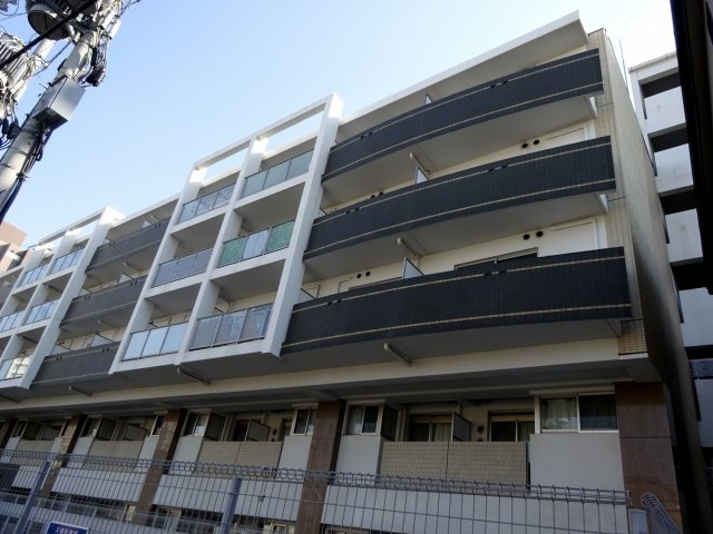 セレニテ甲子園Iの外観