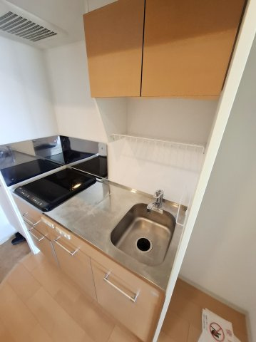 セレニテ甲子園Iのキッチン