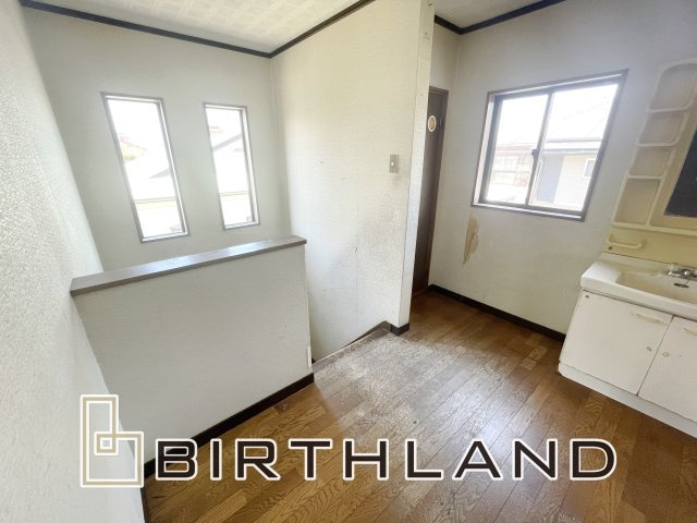 会津若松市行仁町　中古戸建・中古住宅の玄関